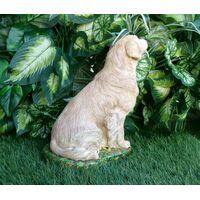 Custom painted Golden Retriever concrete Statue 9.75" high