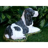 Custom painted Springer Spaniel Concrete Statue pet Loss memorial Gift, and indoor outdoor garden decor 7" high