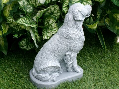 Golden Retriever concrete statue 9.75" tall Monochrome Grey pet Loss Gift and garden Decor