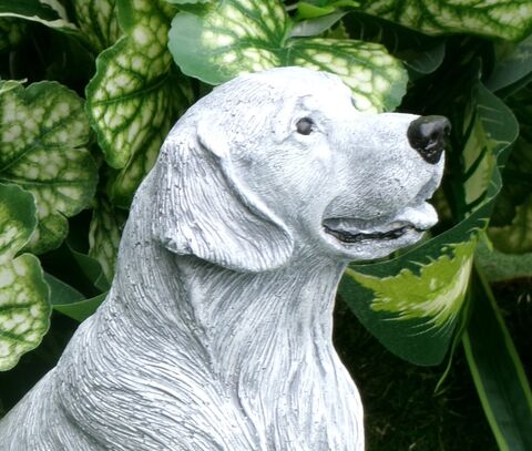 Golden Retriever concrete statue 9.75" tall Monochrome Grey pet Loss Gift and garden Decor